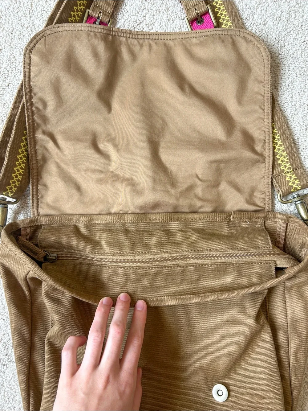 American Girl Leah Clark Messenger Bag